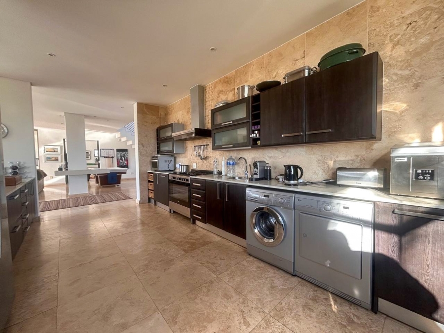 5 Bedroom Property for Sale in Waterford Golf and River Estate Free State